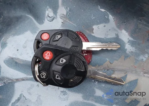 2012 Ford Escape Limited z USA, uszkodzony, nr VIN 1FMCU9EG2CKB75978